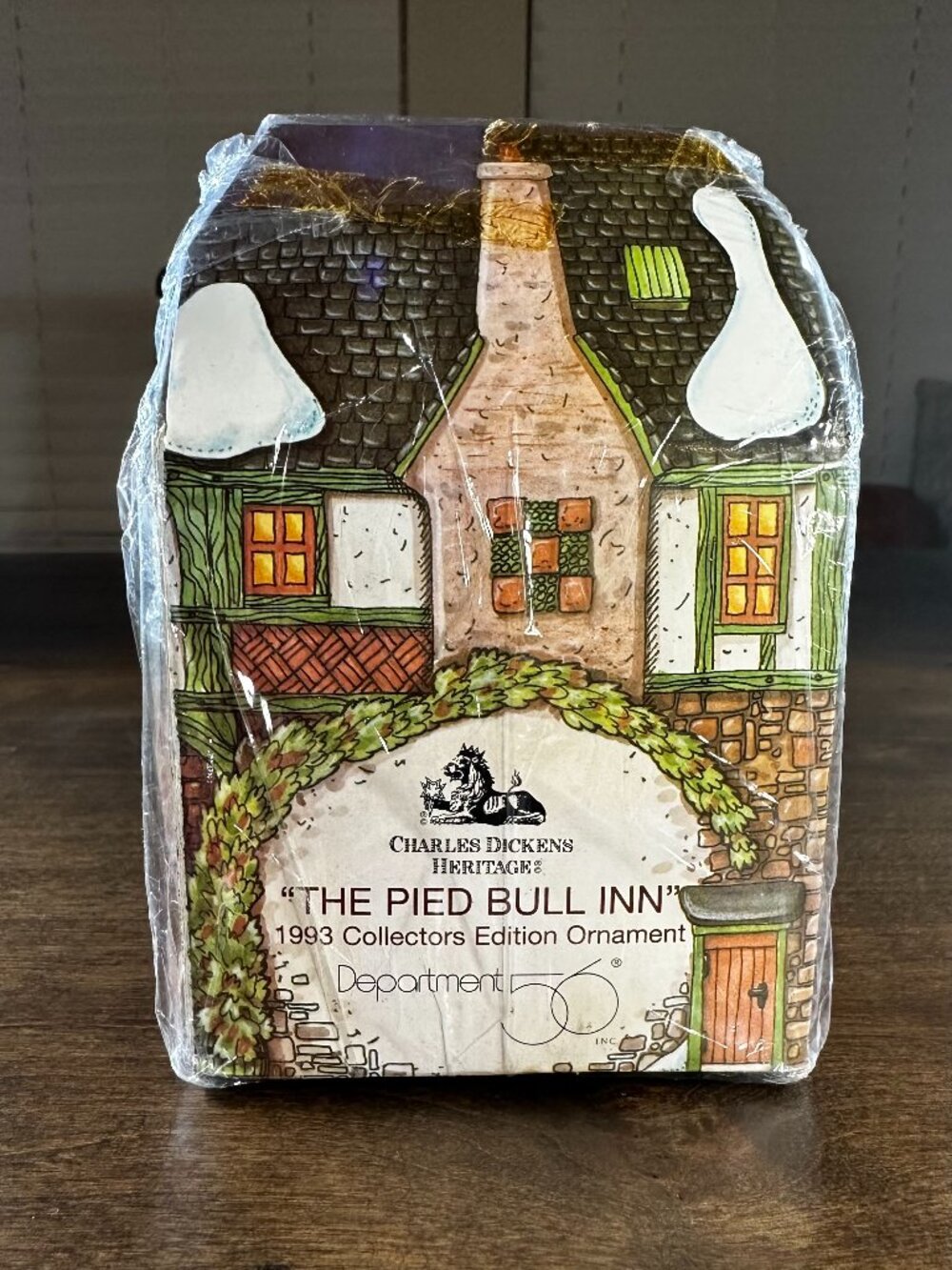 Dept 56 "The Pied Bull Inn" 1993 Collectors Edition Ornament - Dickens Heritage